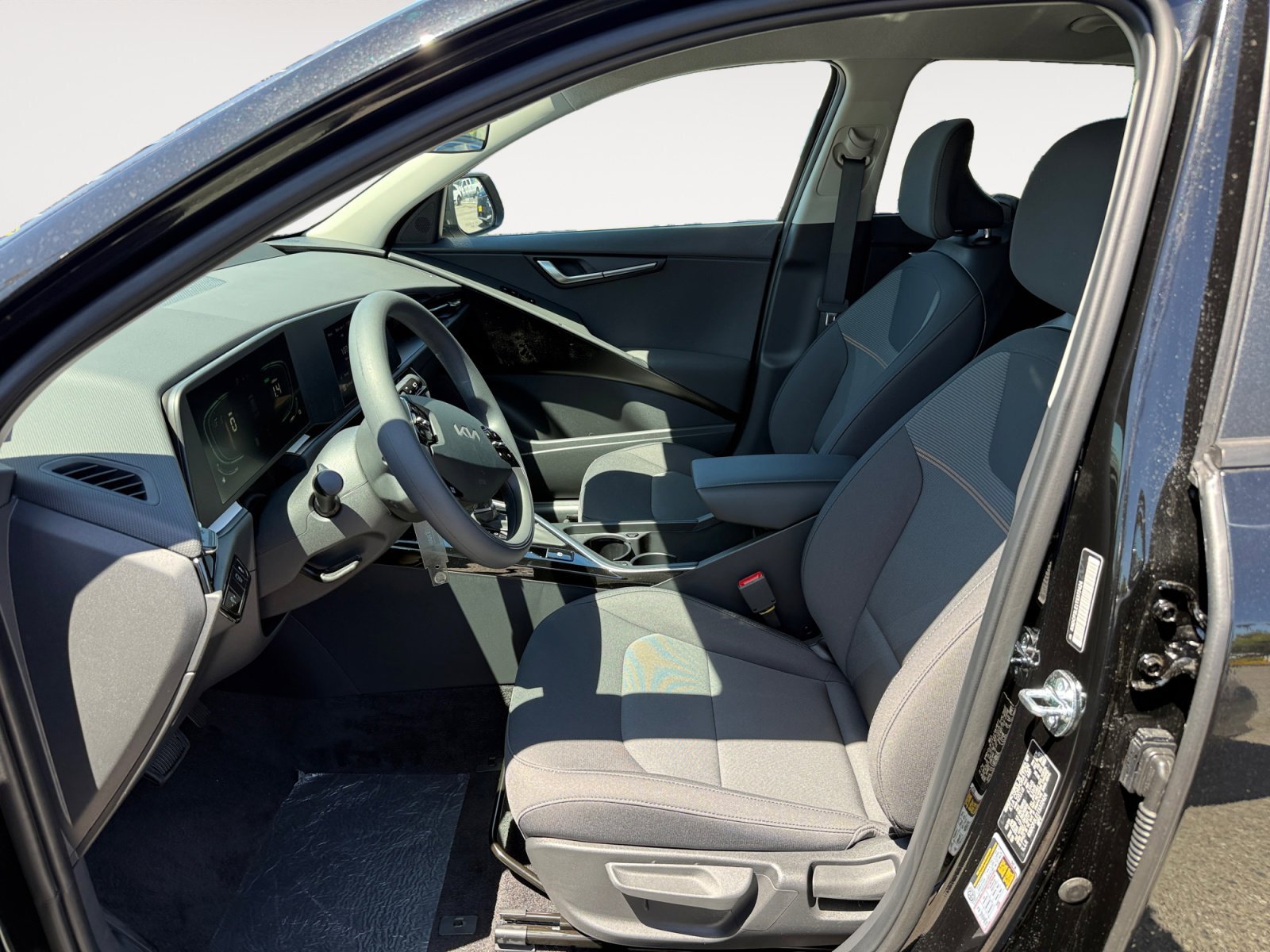 New 2026 Aurora Black Pearl Kia LX image 10