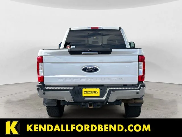 Used 2019 White Ford Lariat image 6
