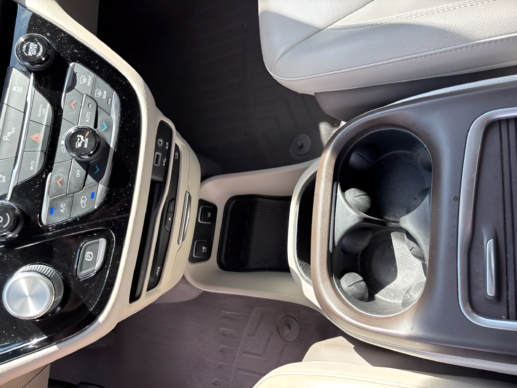 Used 2020 White Chrysler Touring L Plus image 19
