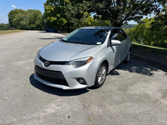 Used 2014 Silver Toyota LE Plus image 3