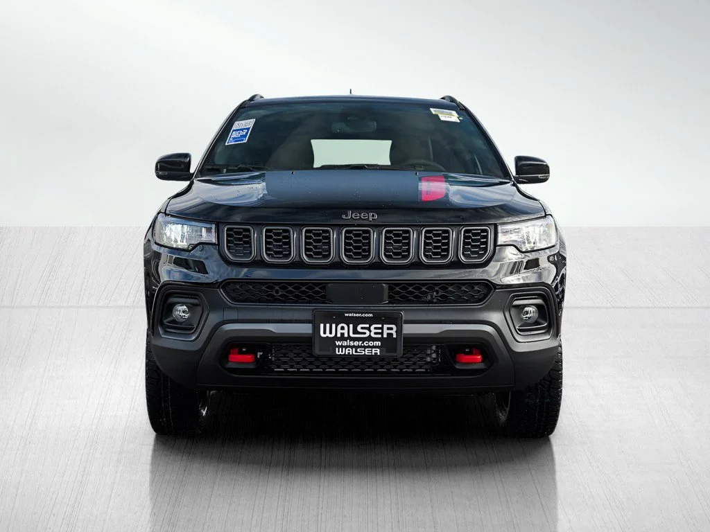 2026 Jeep Compass Trailhawk - Photo 2
