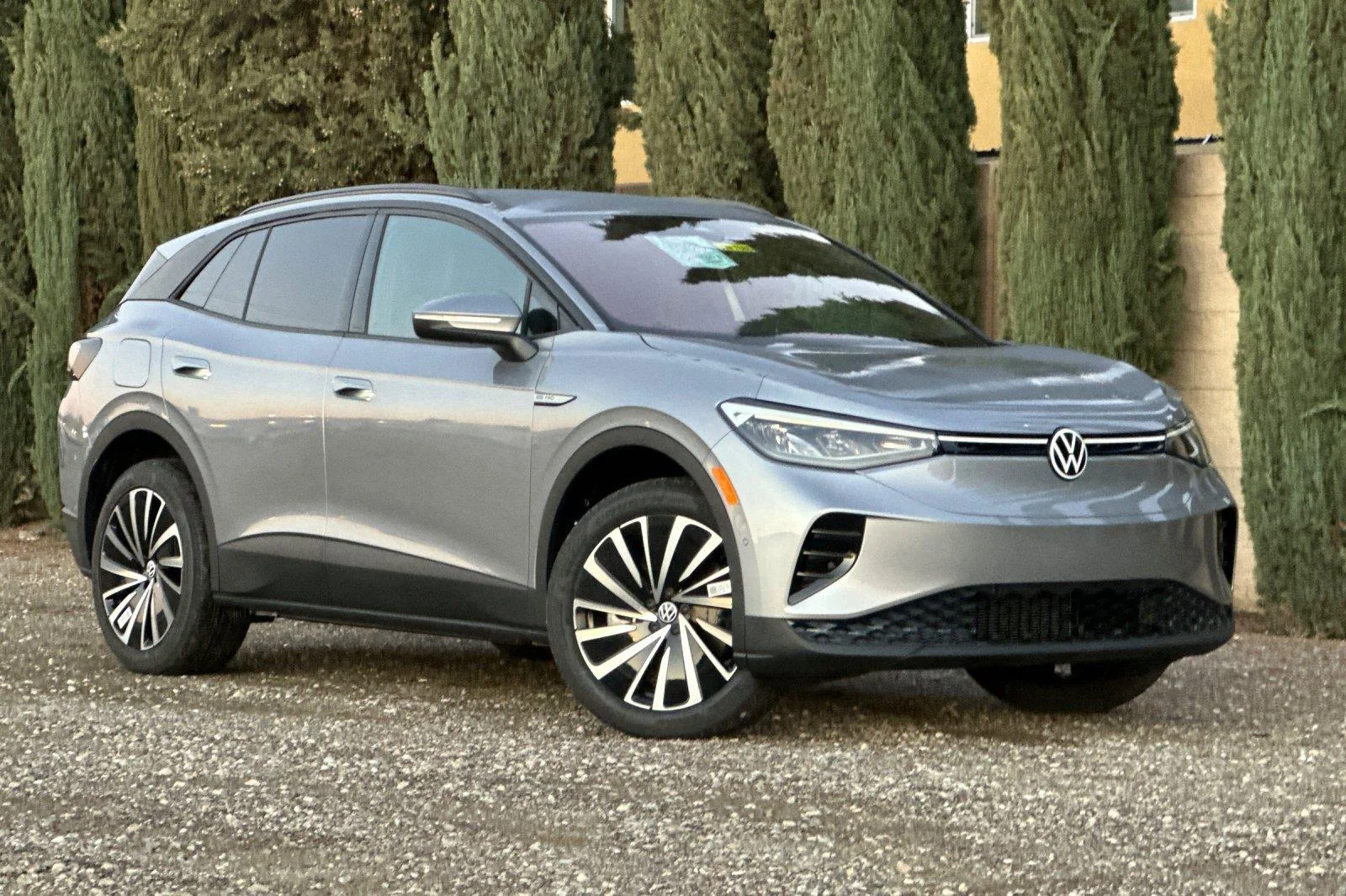 New 2026 Silver Mist Metallic Volkswagen Pro image 2