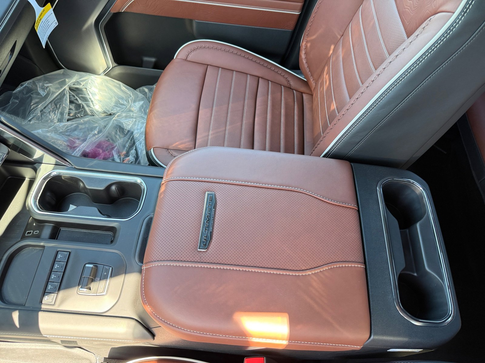 2026 GMC Sierra 2500HD Denali Ultimate - Photo 14