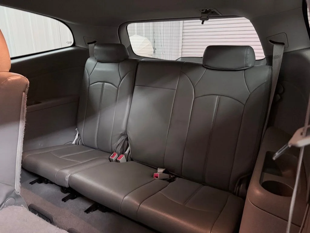 Used 2014 Silver Chevrolet LT image 26