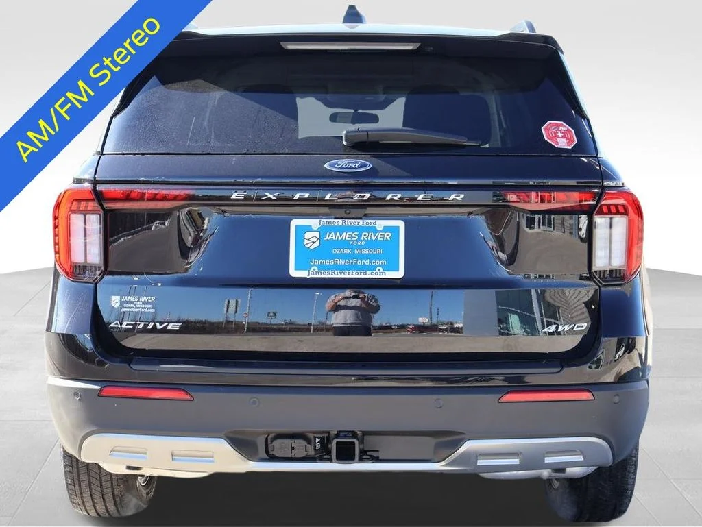 New 2026 Agate Black Metallic Ford Active image 4