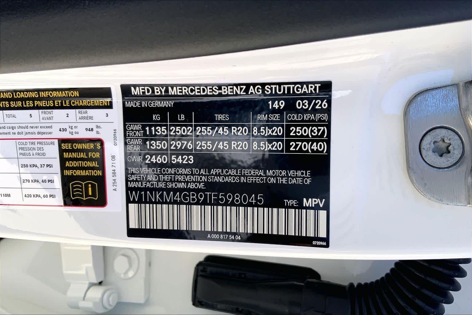 New 2026 Polar White Mercedes-Benz GLC 300 image 18