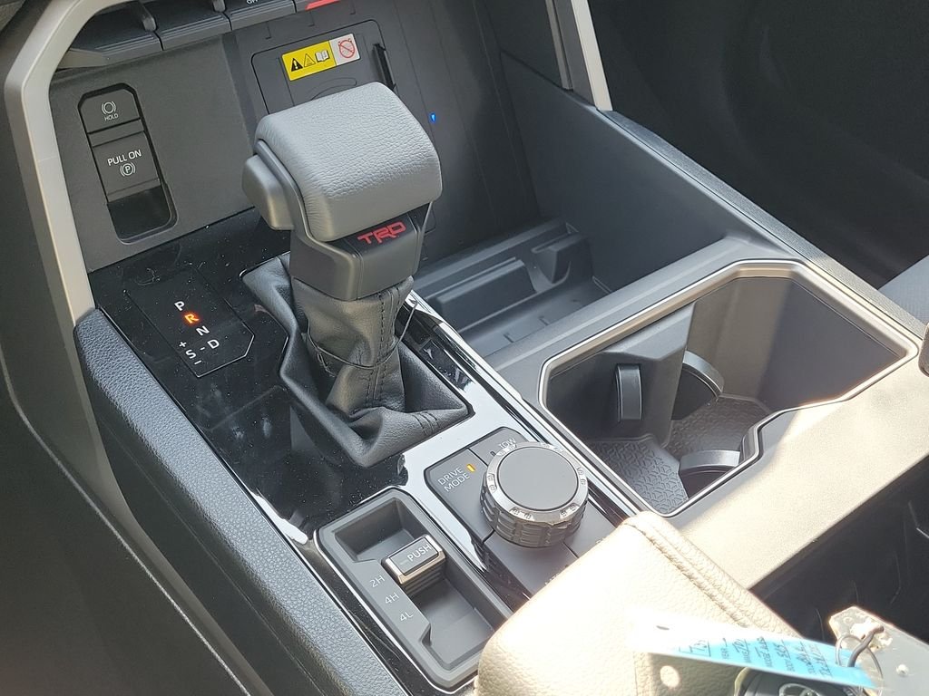 2026 Toyota Tundra SR5 - Photo 18