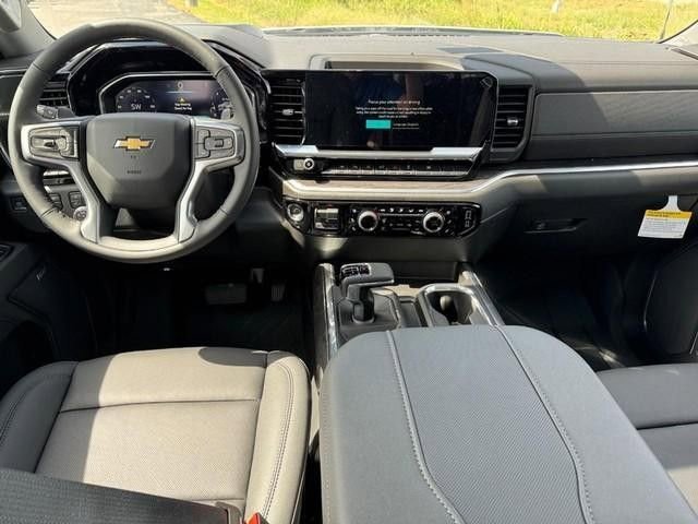 2026 Chevrolet Silverado 1500 LTZ - Photo 7