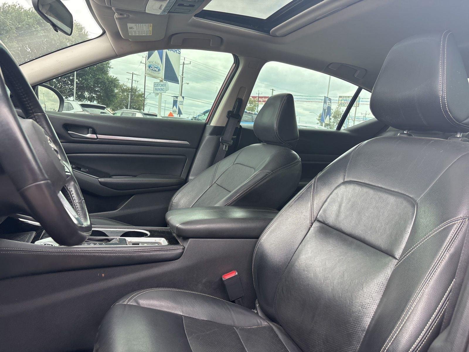 Used 2024 Scarlet Ember Nissan 2.5 SL image 13
