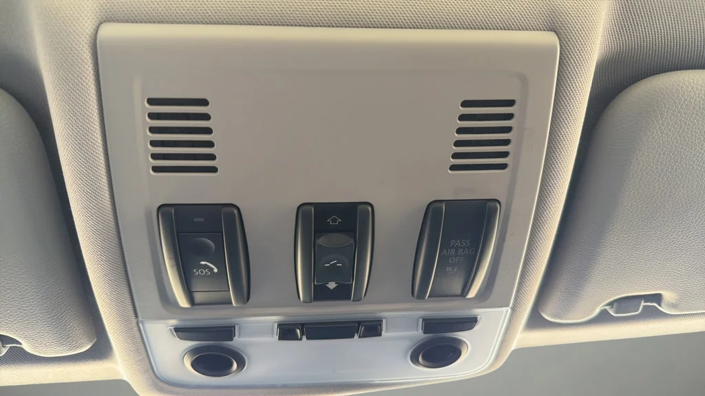 Used 2010 Space Gray BMW  image 24
