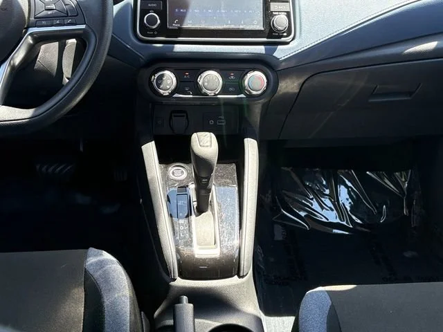 2025 Nissan Versa Sedan SV - Photo 17