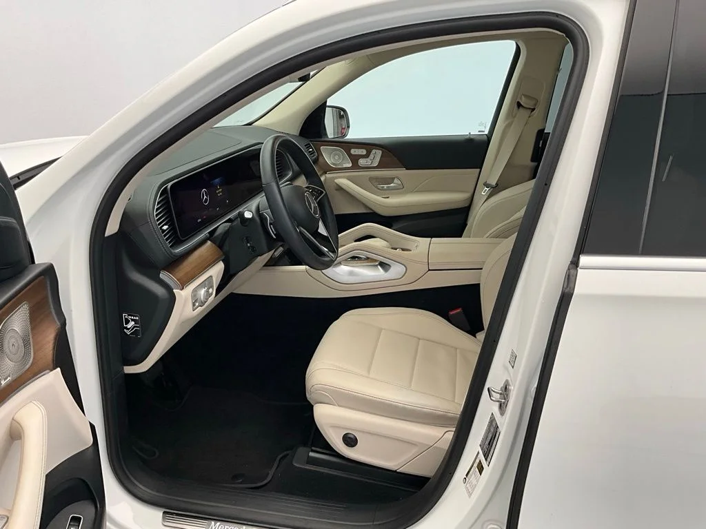 Used 2024 White Mercedes-Benz GLS 450 image 5