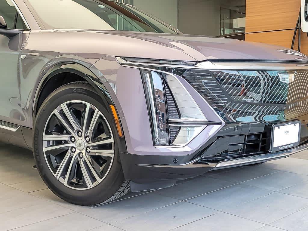 Certified 2025 Cadillac LYRIQ Luxury 1 with VIN 1GYKPNRL2SZ315017 for sale in Oak Lawn, IL