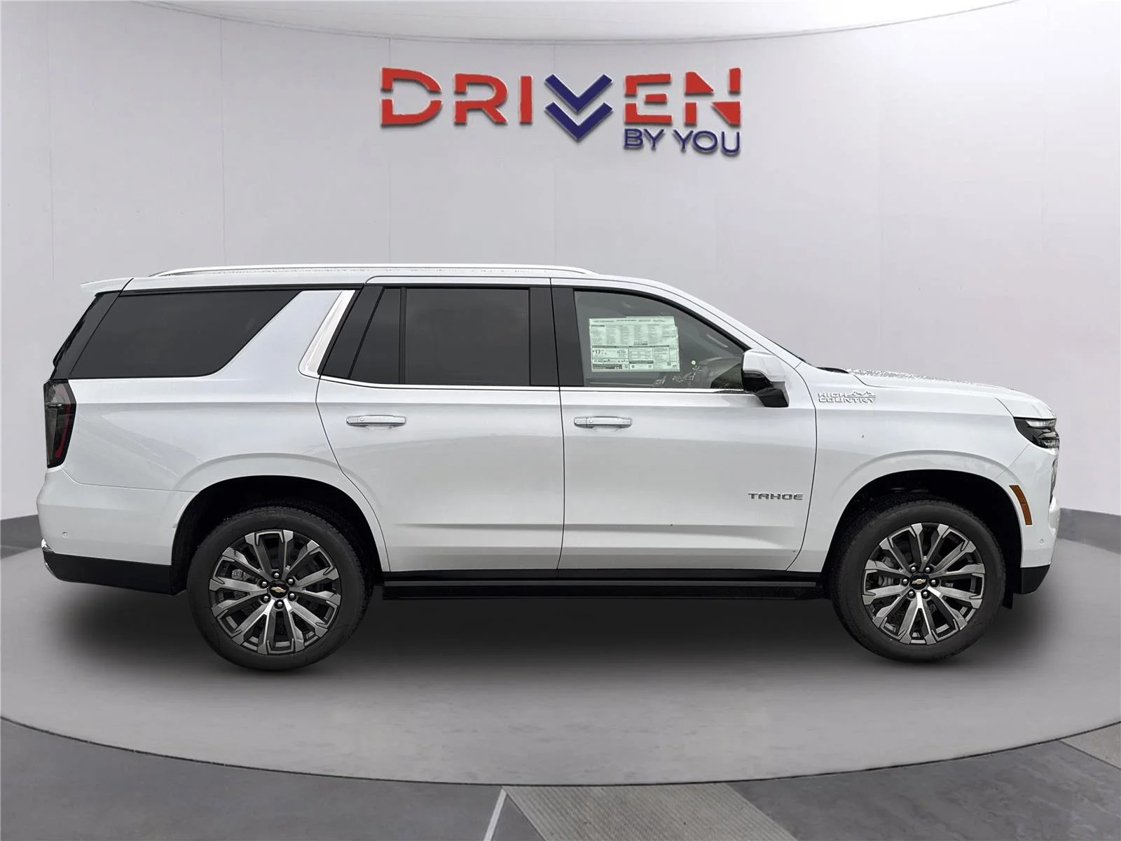 New 2026 Polar White Tricoat Chevrolet High Country image 3