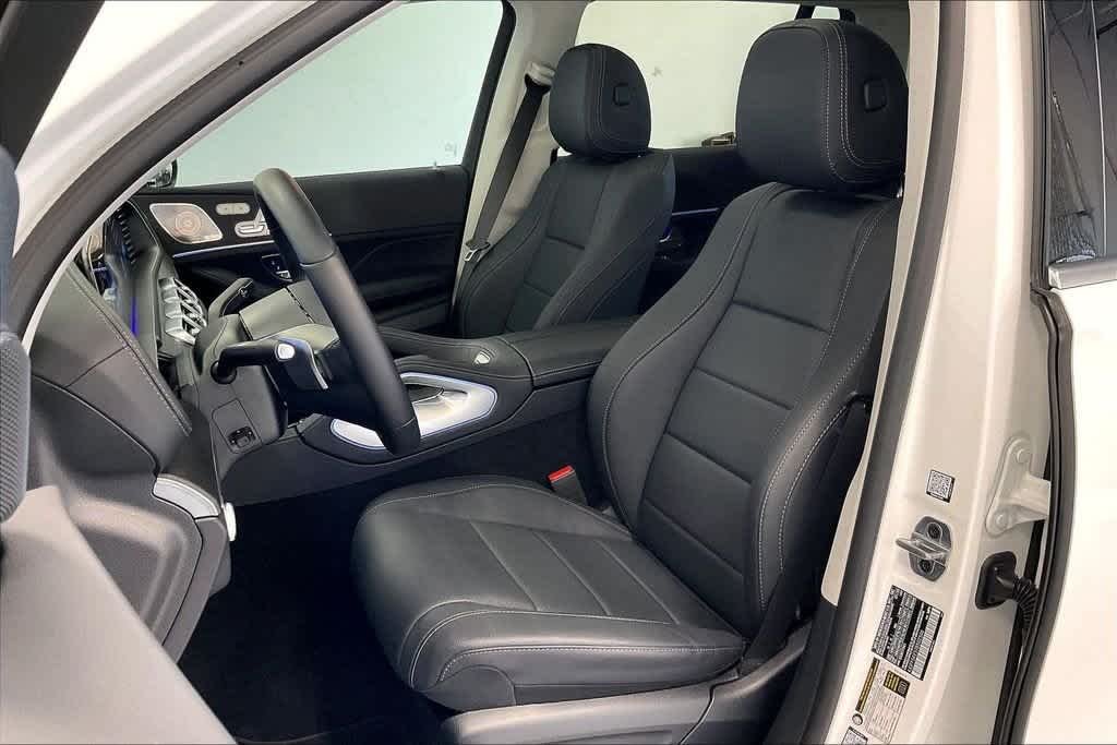 Certified Used 2026 Polar White Mercedes-Benz GLS 450 image 7