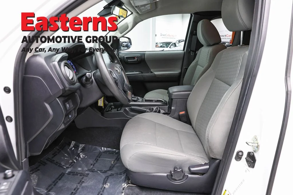 Used 2020 White Toyota SR image 13