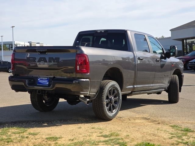 New 2026 Granite Crystal Metallic Clear-Coat Exterior Paint RAM Laramie image 36