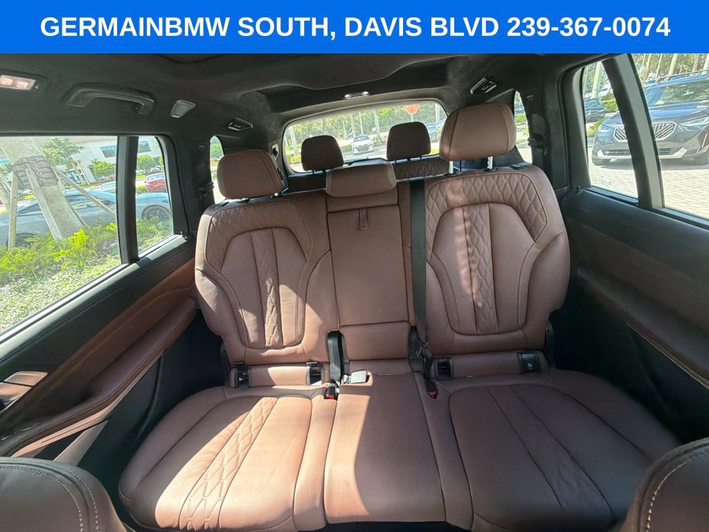 Used 2020 Gray Metallic BMW M50i image 21