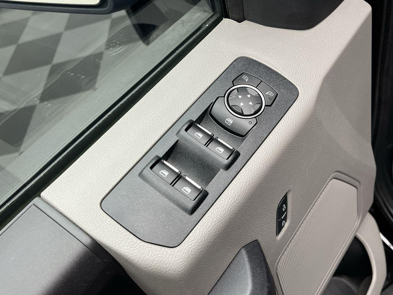 Used 2020 Agate Black Ford XL image 7