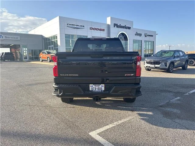 Used 2026 Black Chevrolet RST 4x4 Crew Cab 5.75 ft. box 147.4 in. WB image 6