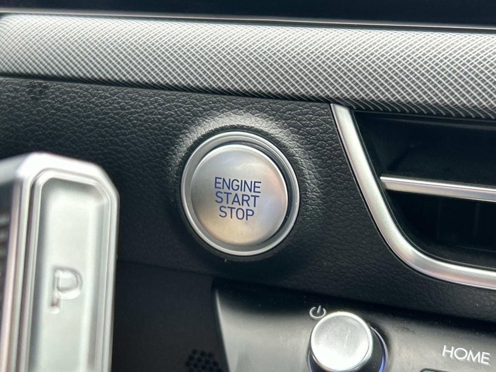 Used 2024 Aero Silver Hyundai SEL image 31