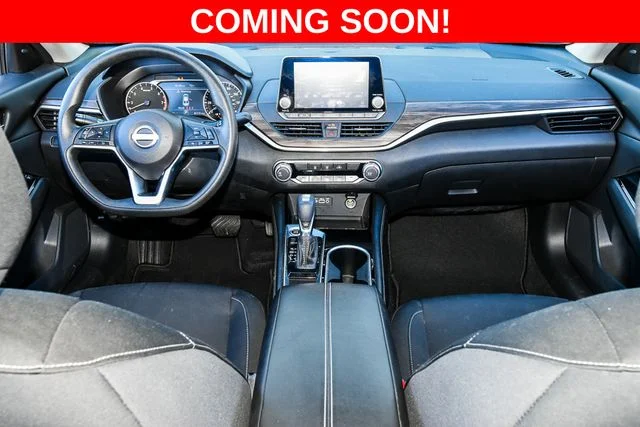 Used 2023 Silver Nissan 2.5 SV image 28
