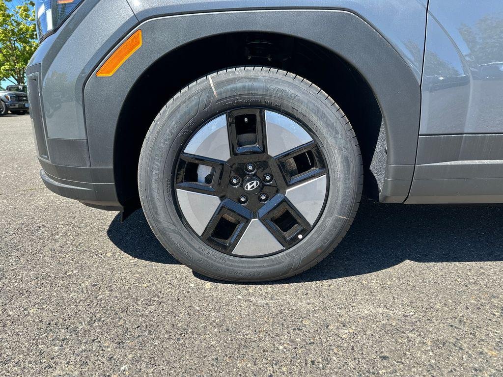 New 2026 Gray Hyundai SEL image 11