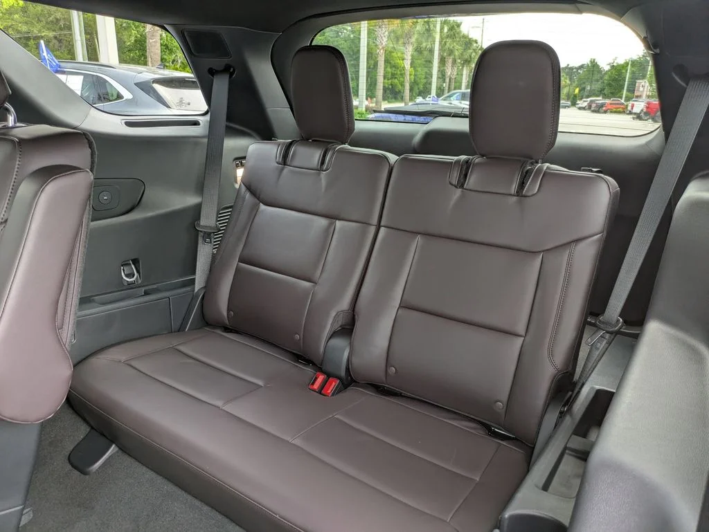 New 2026 Rapid Red Metallic Tinted Clearcoat Ford Platinum image 14
