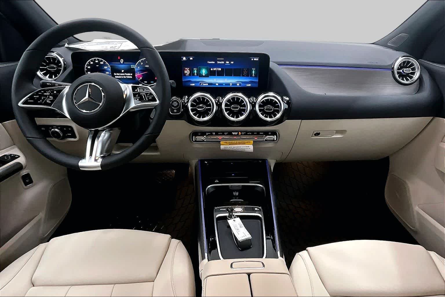 New 2026 Polar White Mercedes-Benz GLA 250 image 5