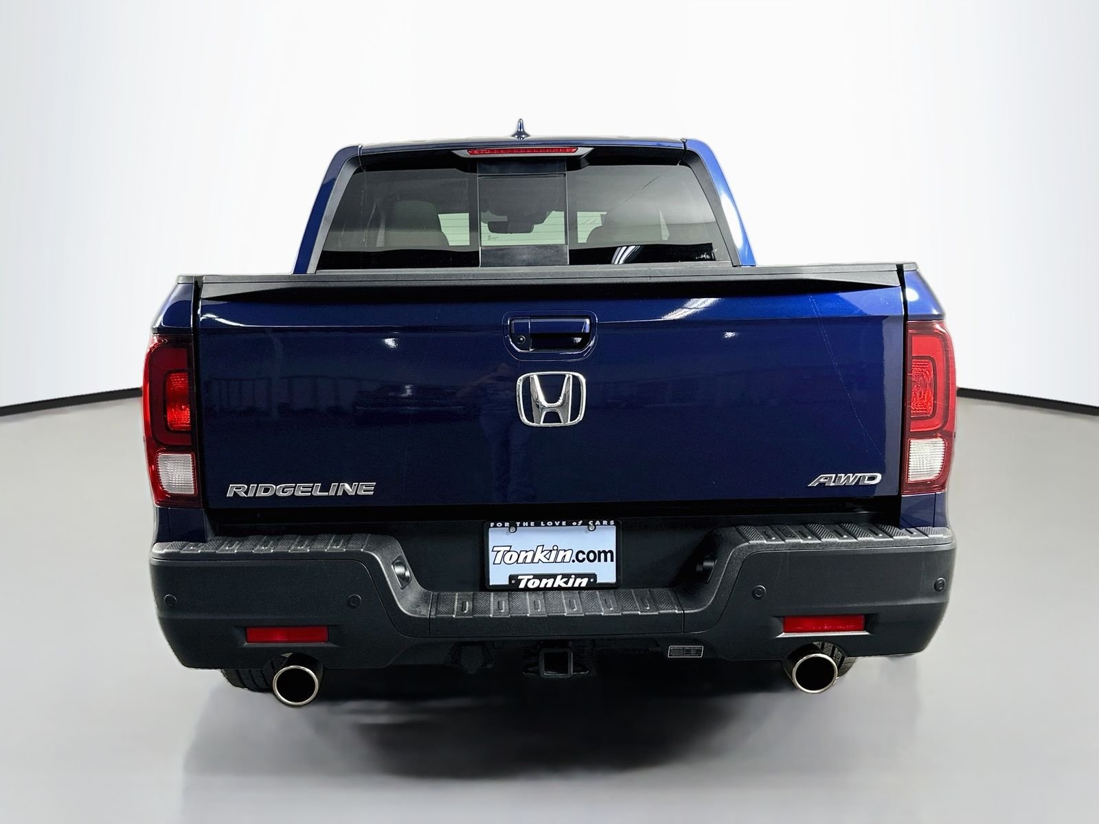 Used 2023 Obsidian Blue Pearl Honda RTL-E image 6