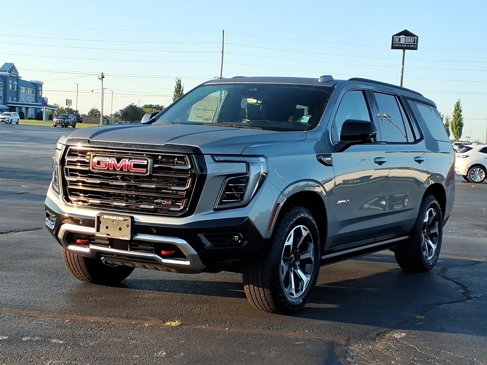 2026 GMC Yukon AT4 Ultimate - Photo 17