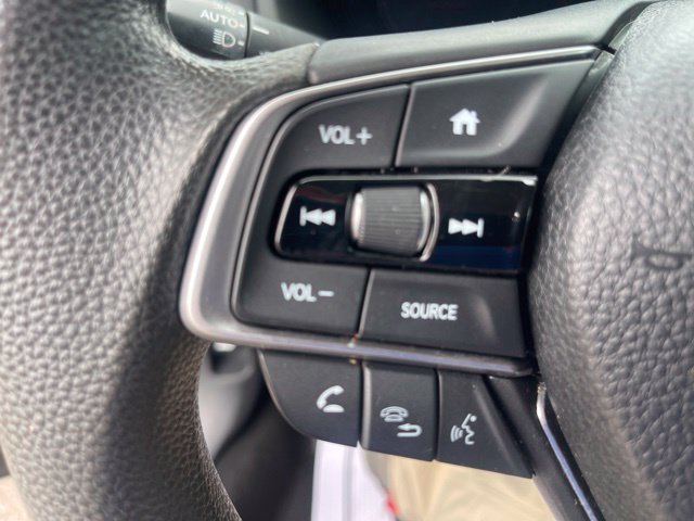 Used 2018 Champagne Frost Pearl Honda LX image 19