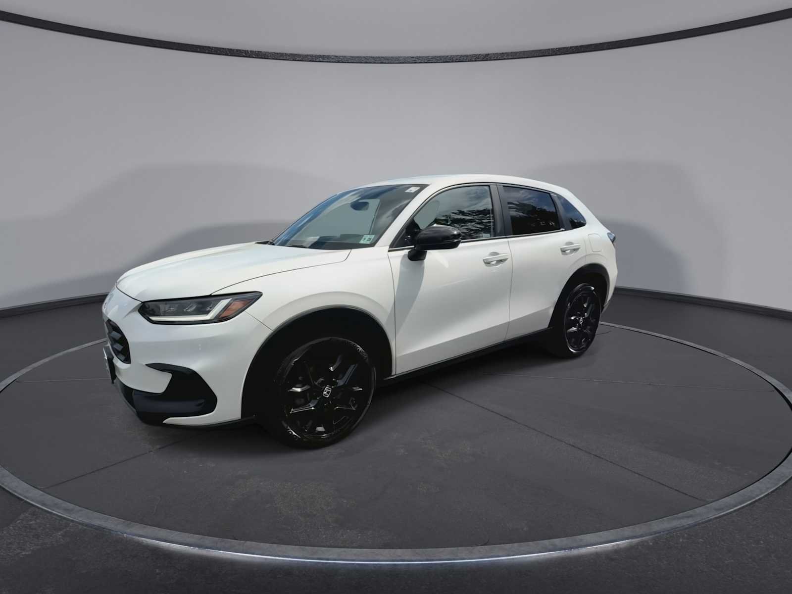 Used 2024 Platinum White Pearl Honda Sport image 4
