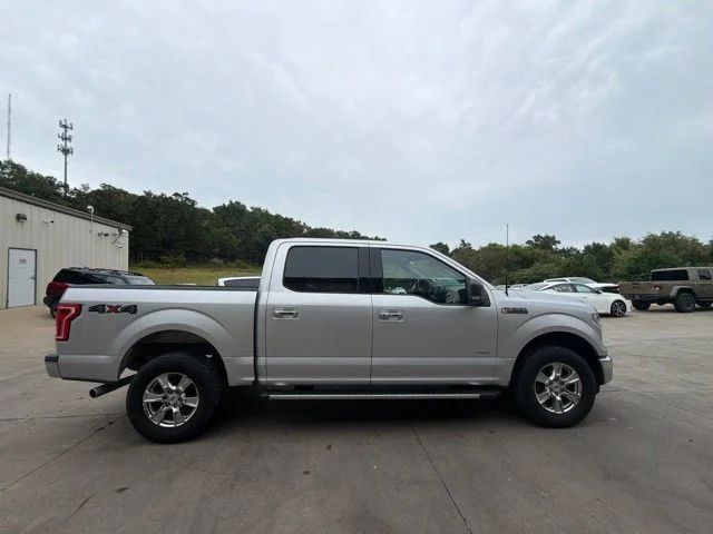 Used 2015 Silver Ford XLT image 2