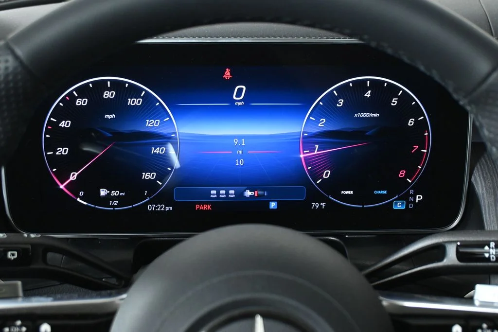 New 2026 Silver Mercedes-Benz GLC 300 image 19