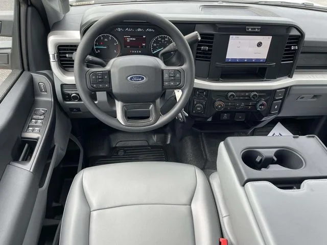 New 2026 Oxford White Ford XL image 10