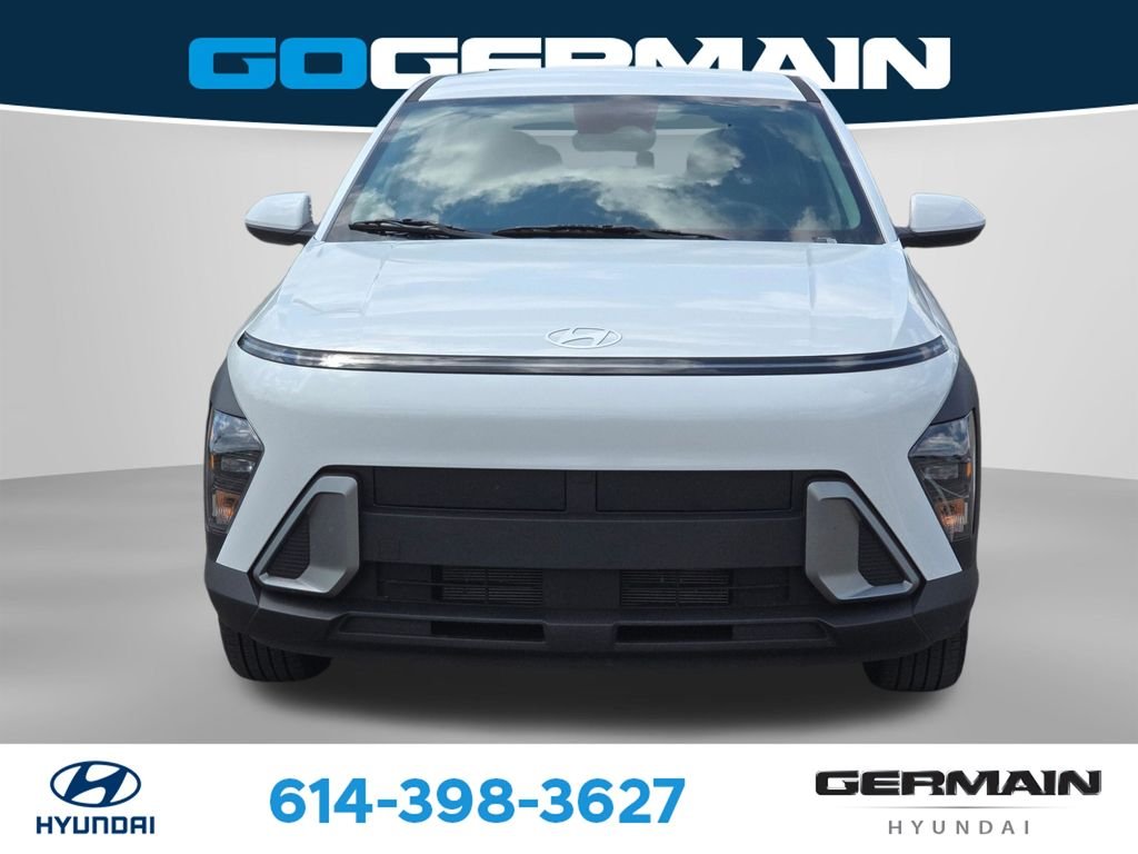 Used 2026 White Hyundai SE image 3