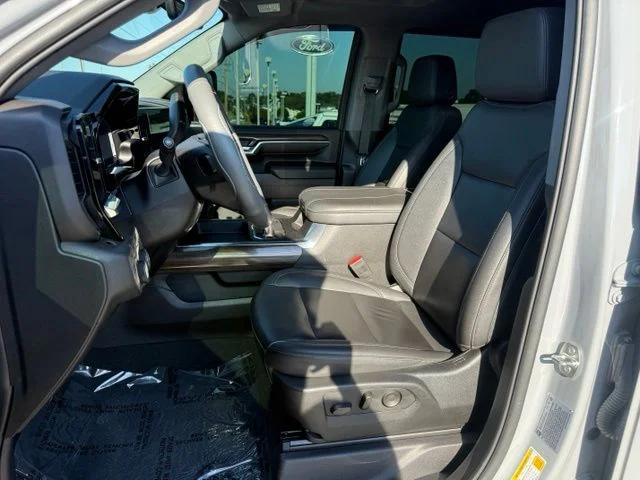 Used 2024 Gray Chevrolet LT image 14