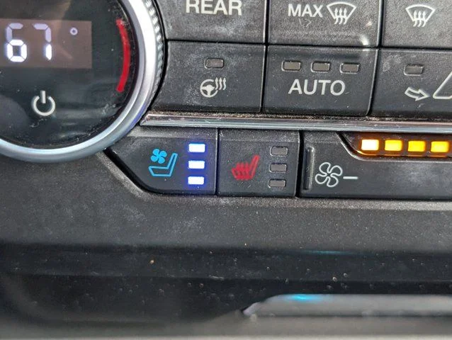 Used 2021 Magnetic Metallic Ford XLT image 20