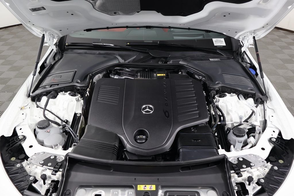 New 2027 Polar White Mercedes-Benz CLE 450 image 9