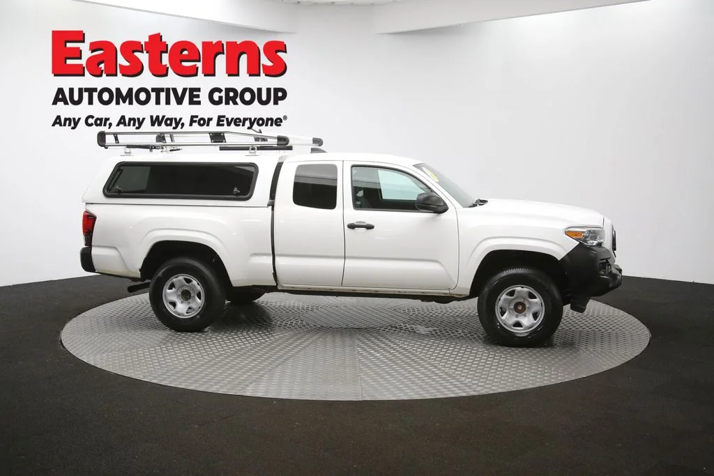 Used 2021 White Toyota SR image 42