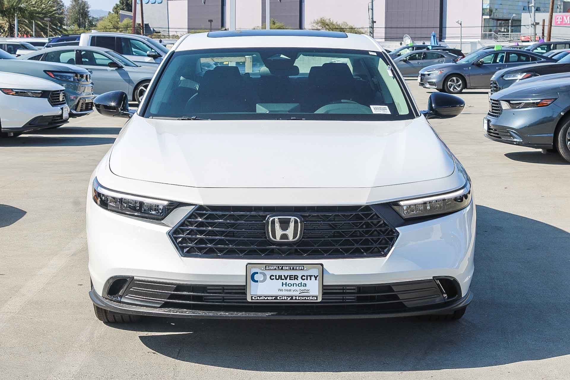 New 2026 Platinum White Pearl Honda SE image 2