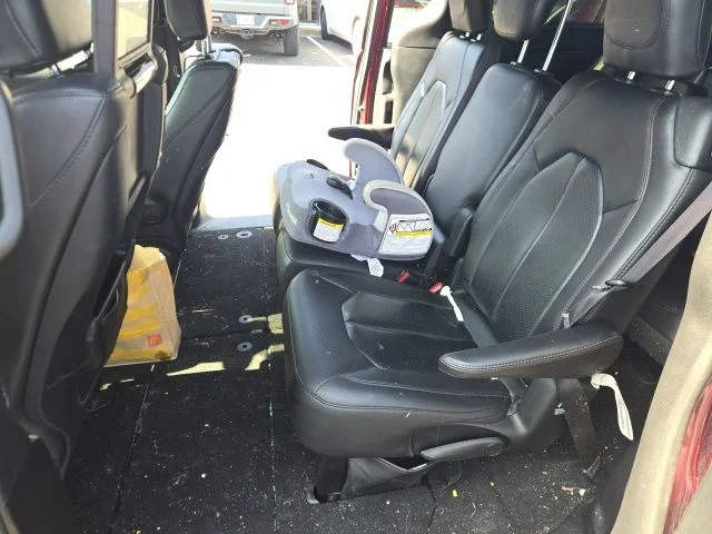 Used 2020 Red Chrysler Touring L Plus image 7