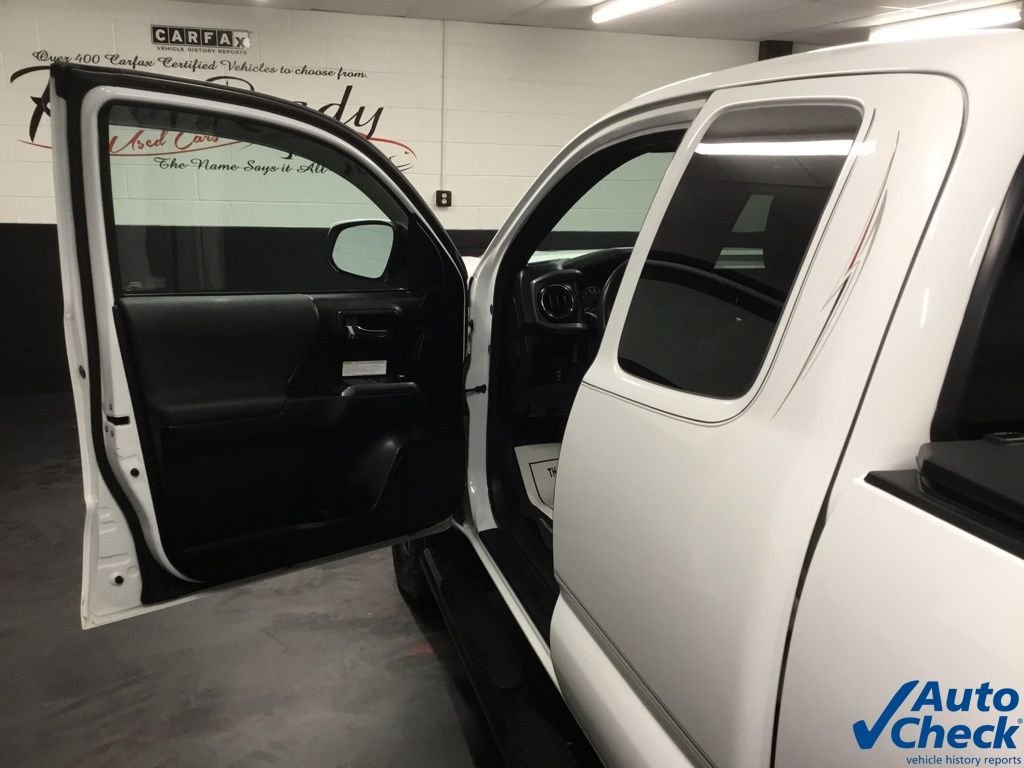 2016 Toyota Tacoma TRD Off Road - Photo 24