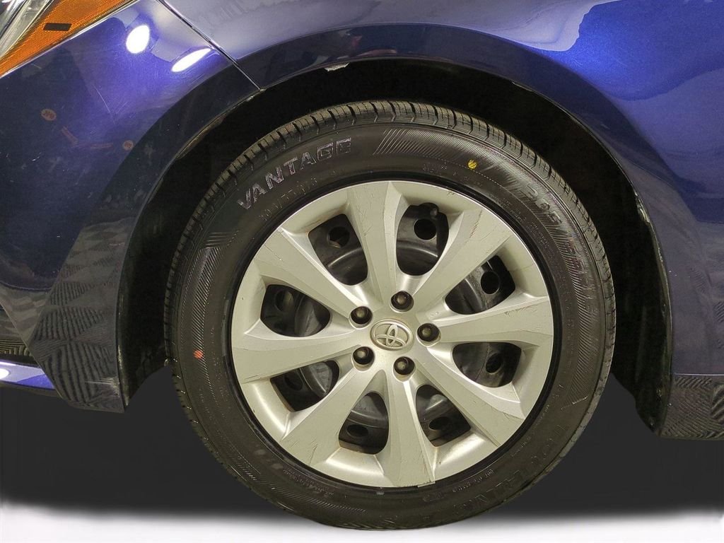 Used 2024  Toyota LE image 11