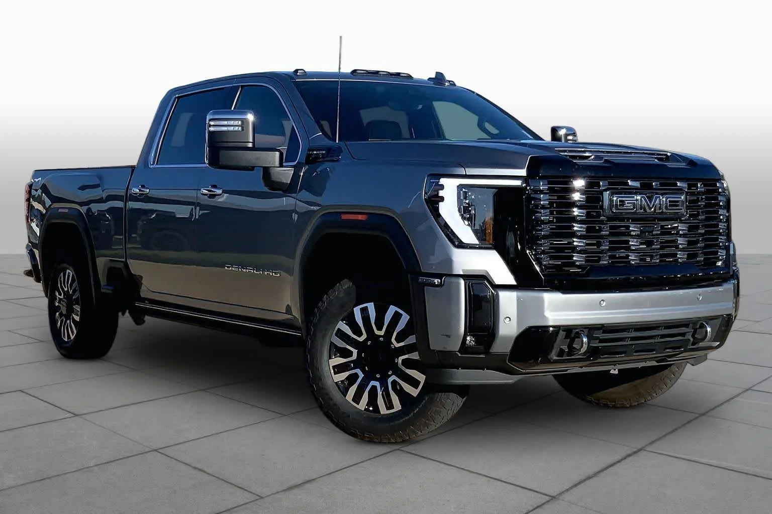 Used 2025 Sterling Metallic GMC Denali Ultimate image 2
