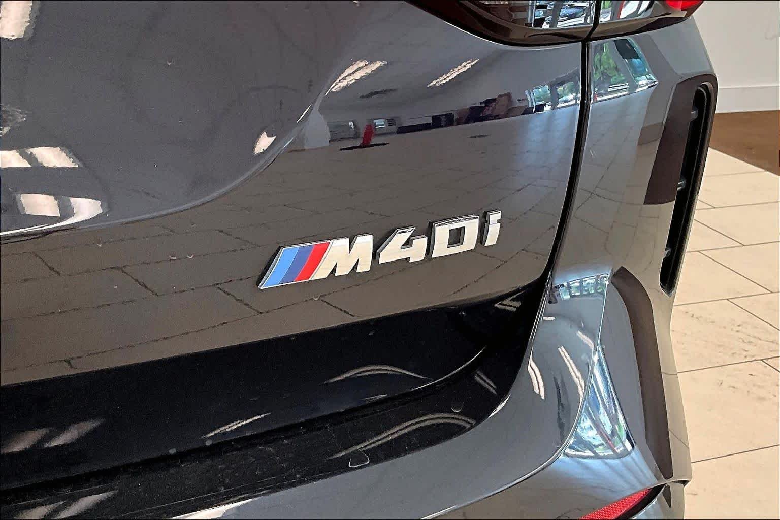 Used 2024 Carbon Black Metallic BMW M40i image 9