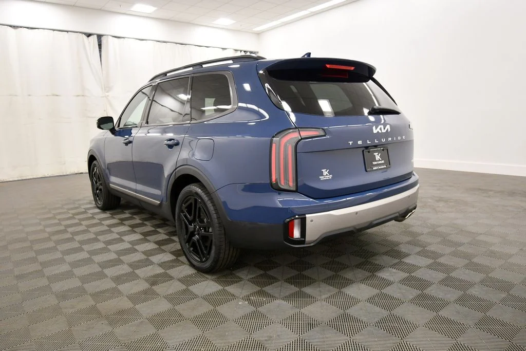 Certified Used 2023 Black Kia SX X-Line image 5