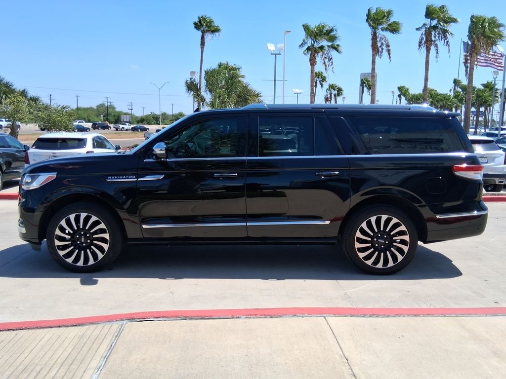 Used 2023 Black Lincoln Black Label image 2