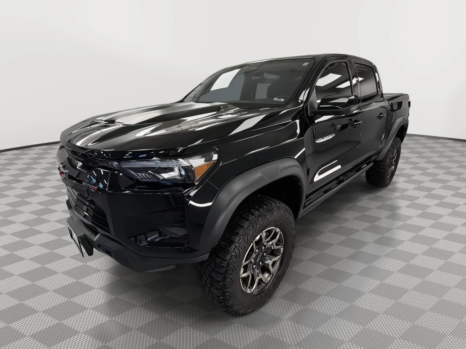 2024 Chevrolet Colorado ZR2 - Photo 10